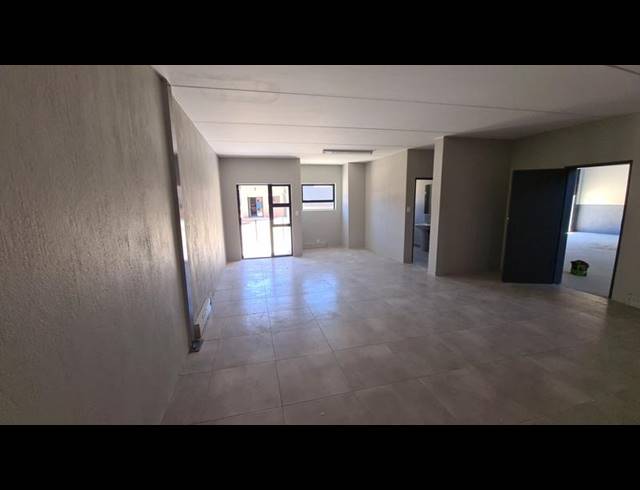 INDUSTRIAL PROPERTY TO RENT IN HALFWAY HOUSE